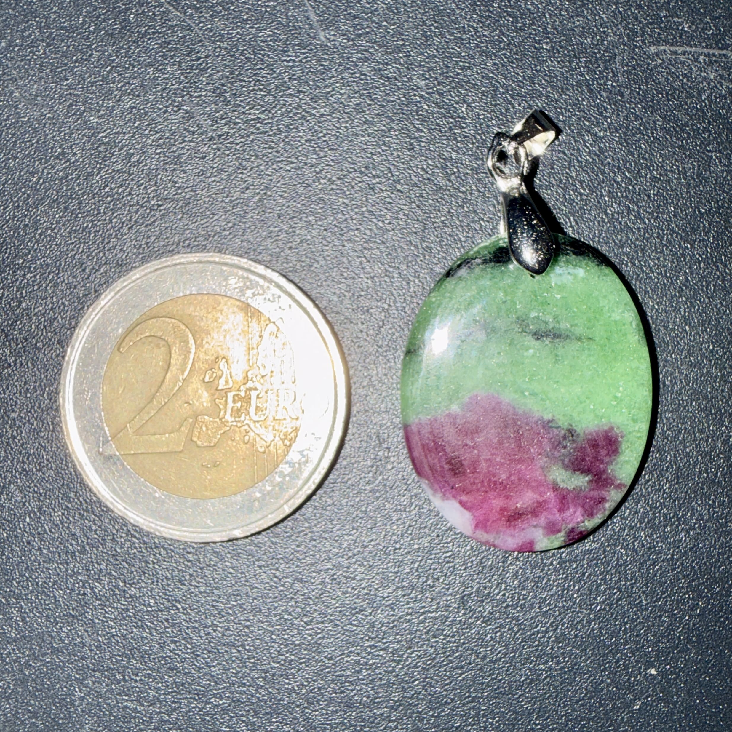 Pendentif poli en Rubis zoïsite – énergie vitale & créativité – Image 2