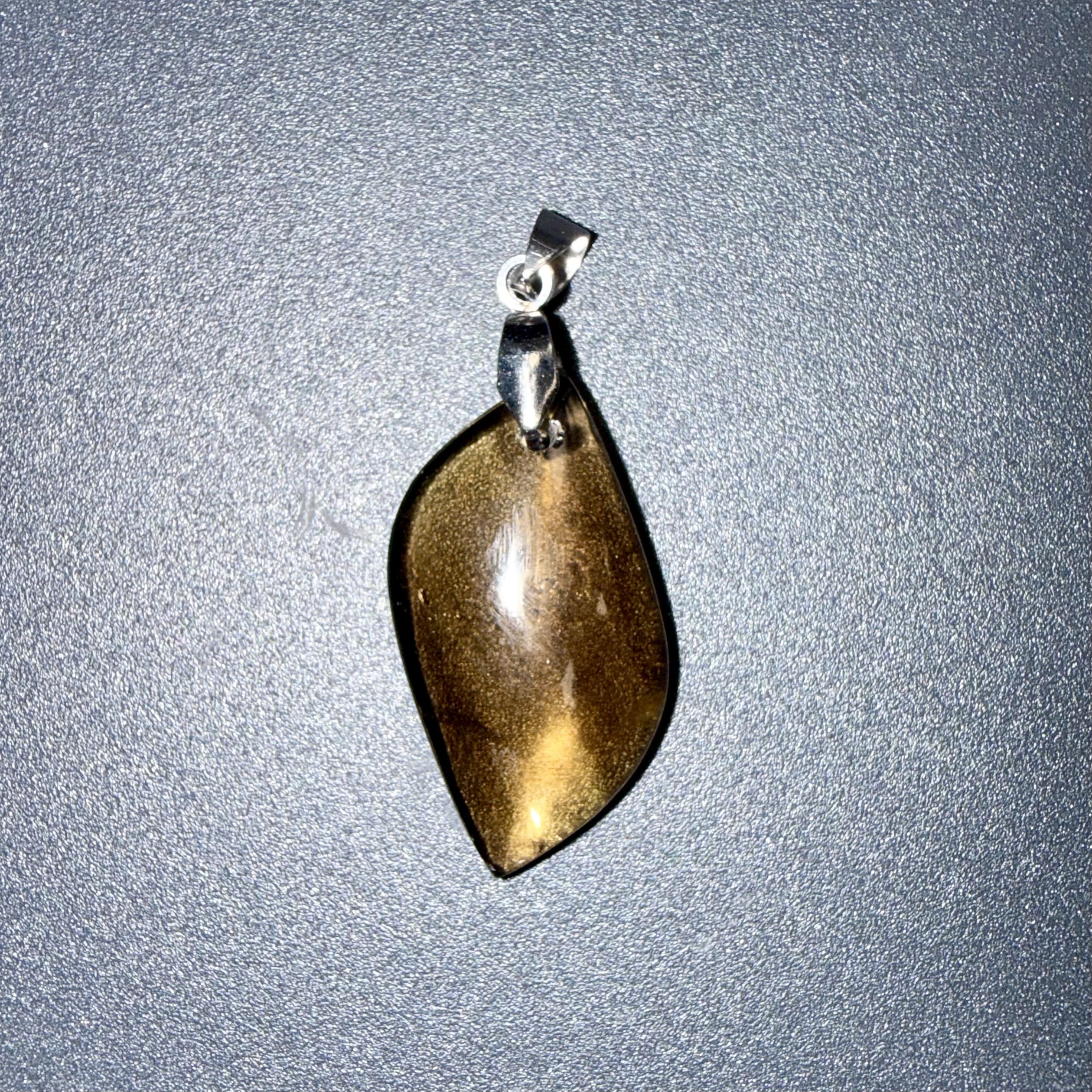 Pendentif poli en Citrine – abondance & joie de vivre