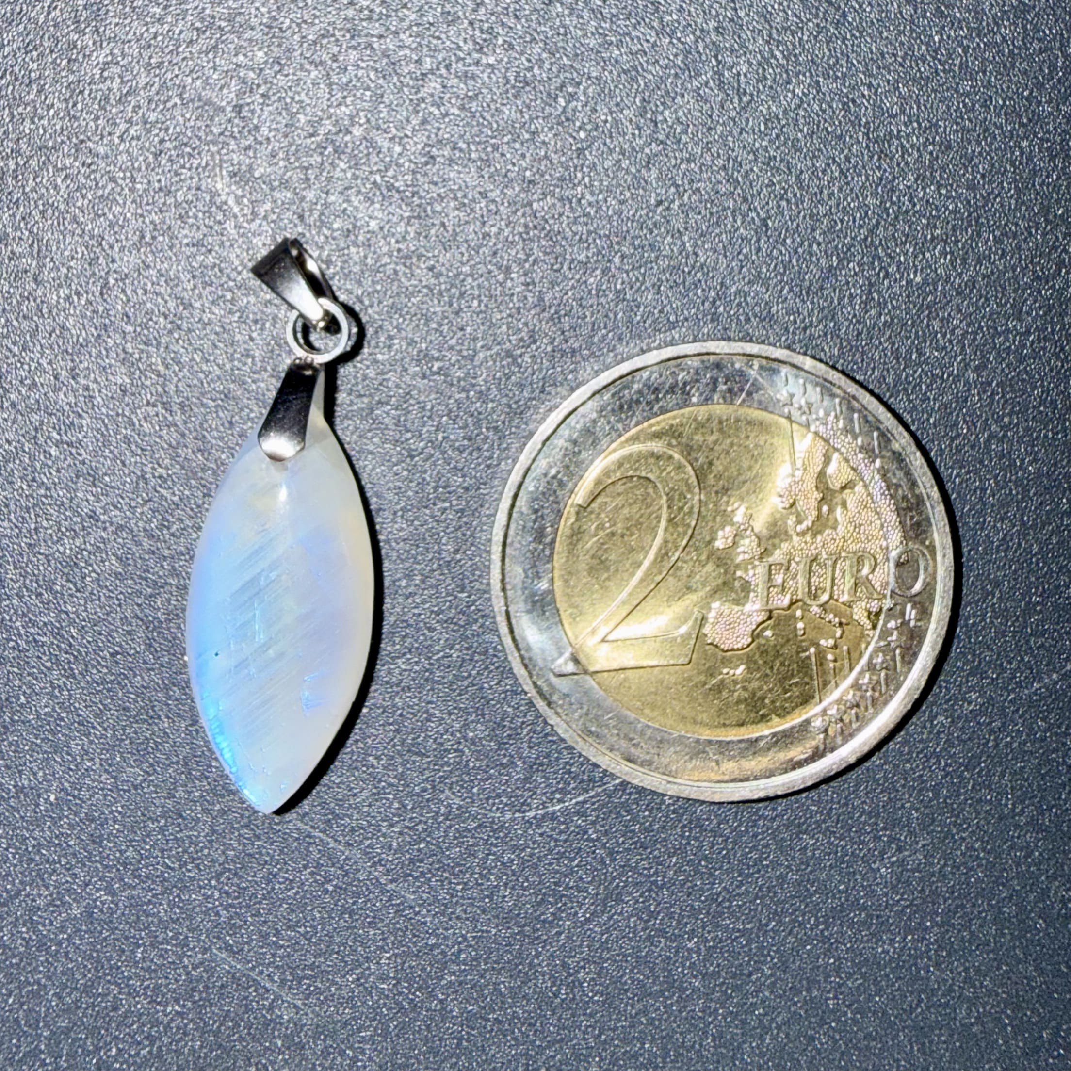 Pendentif poli en Pierre de lune – féminin sacré & développement spirituel – Image 2