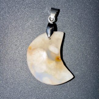 Pendentif poli en Agate fleur de cerisier – renouveau & abondance