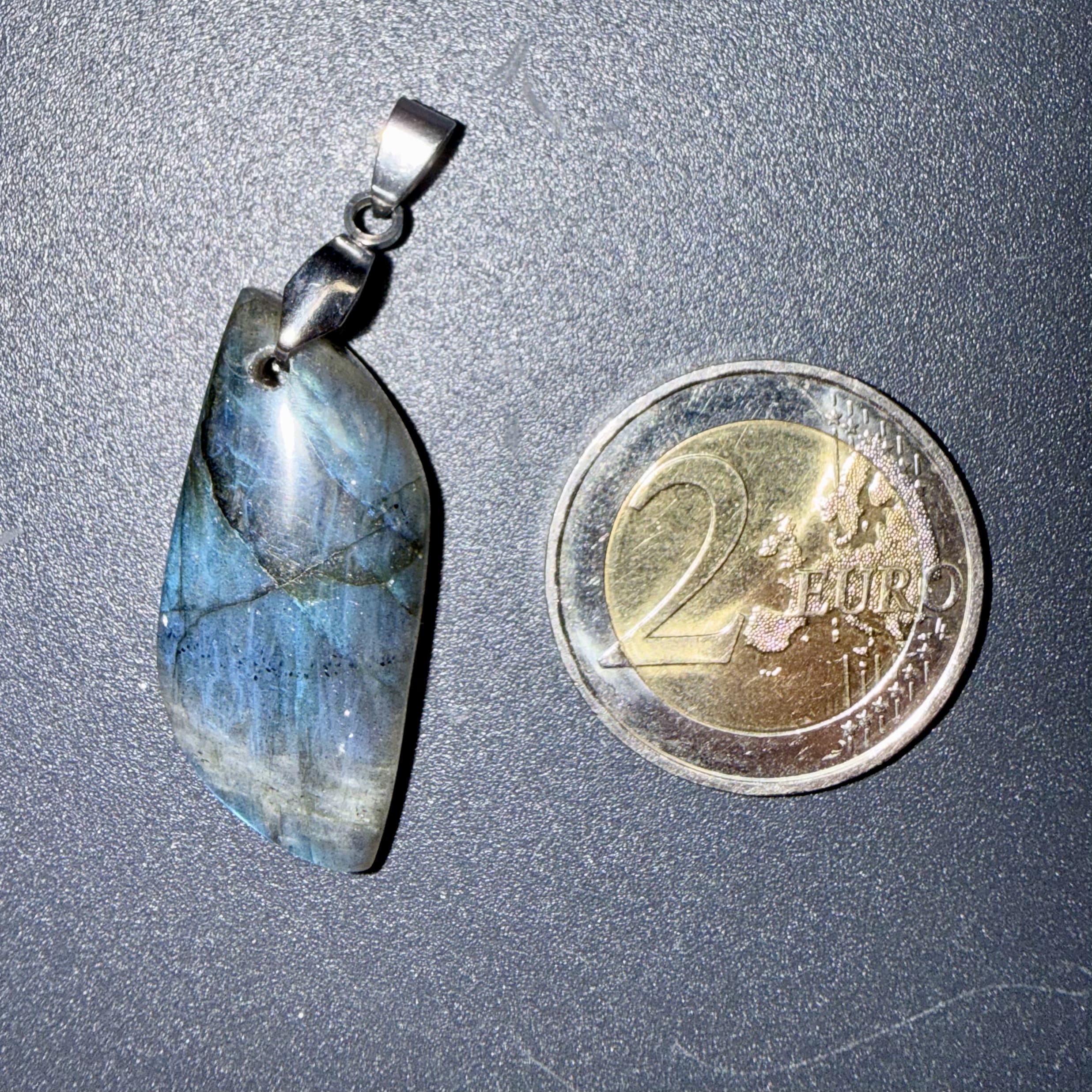 Pendentif poli en Labradorite – harmonisation & protection – Image 2