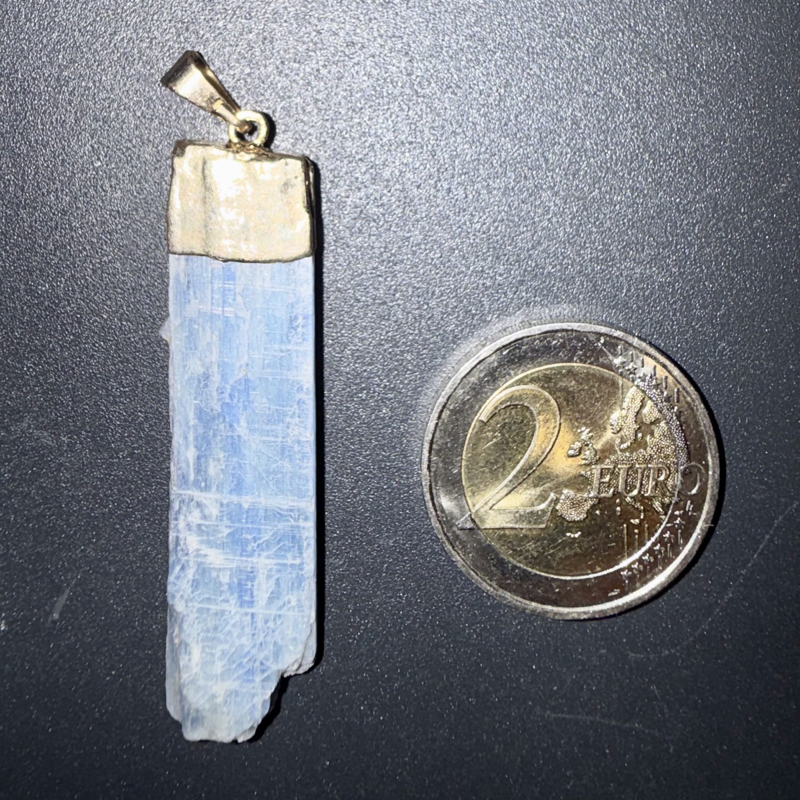 Pendentif brut en Cyanite bleue – méditation & apaisement – Image 2