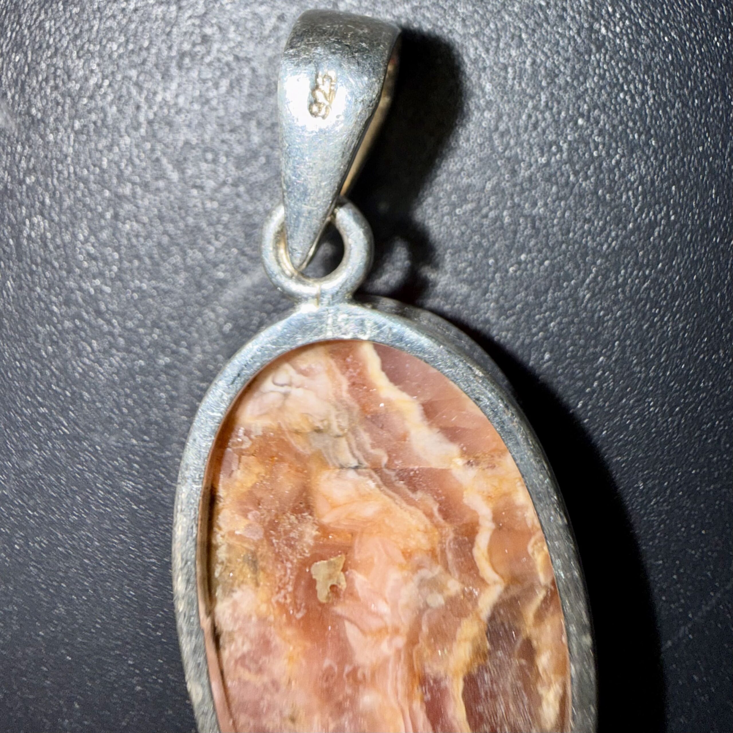 Pendentif en Rhodochrosite serti argent 925 – renouveau & paix intérieur – Image 2