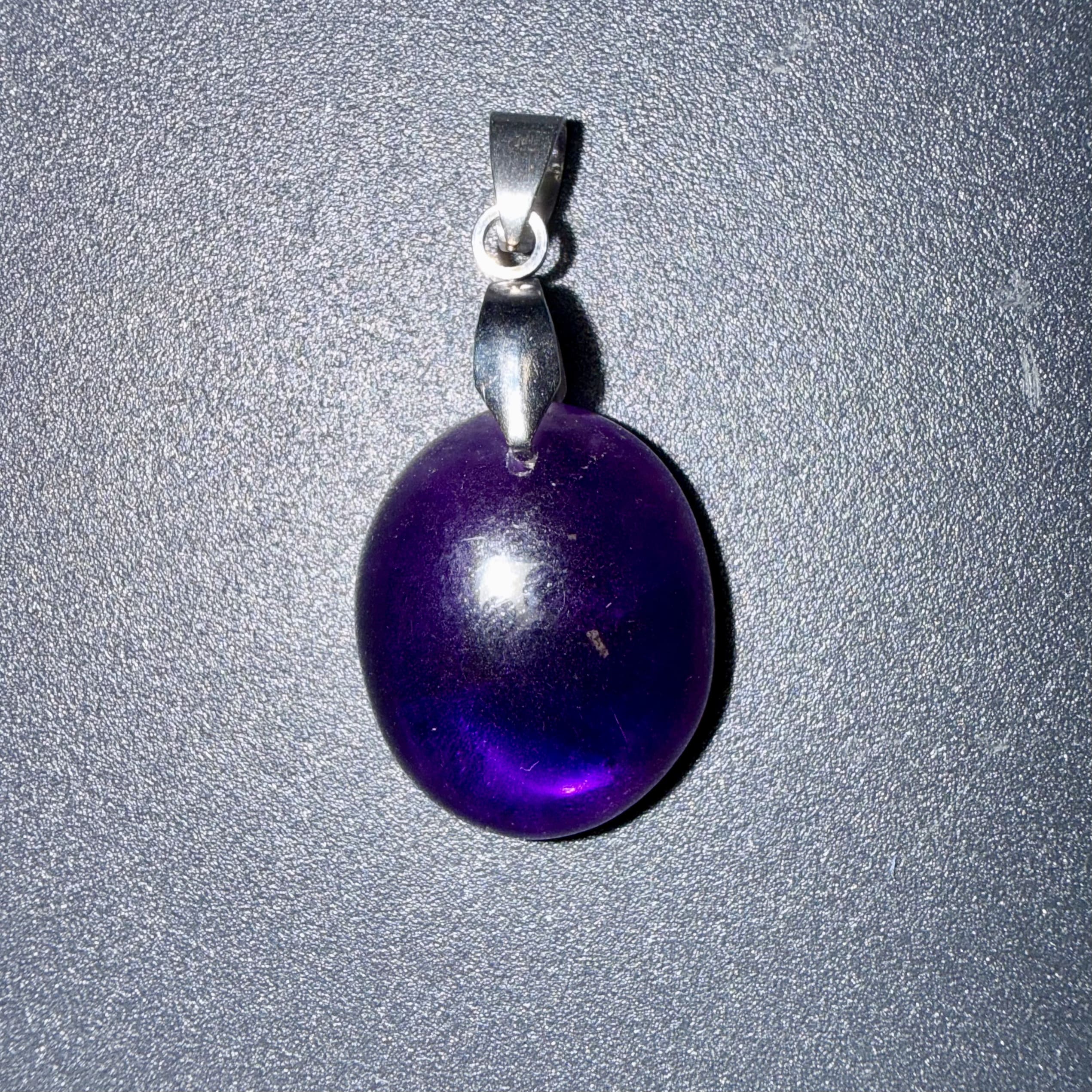 Pendentif poli en Améthyste – apaisement & éveil spirituel