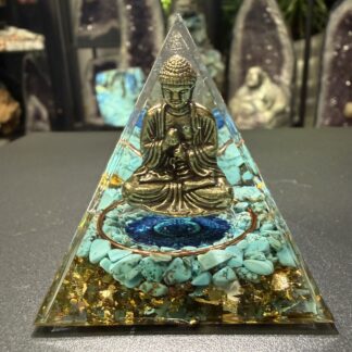 ORGONITE PYRAMIDE BUDDHA TURQUOISE