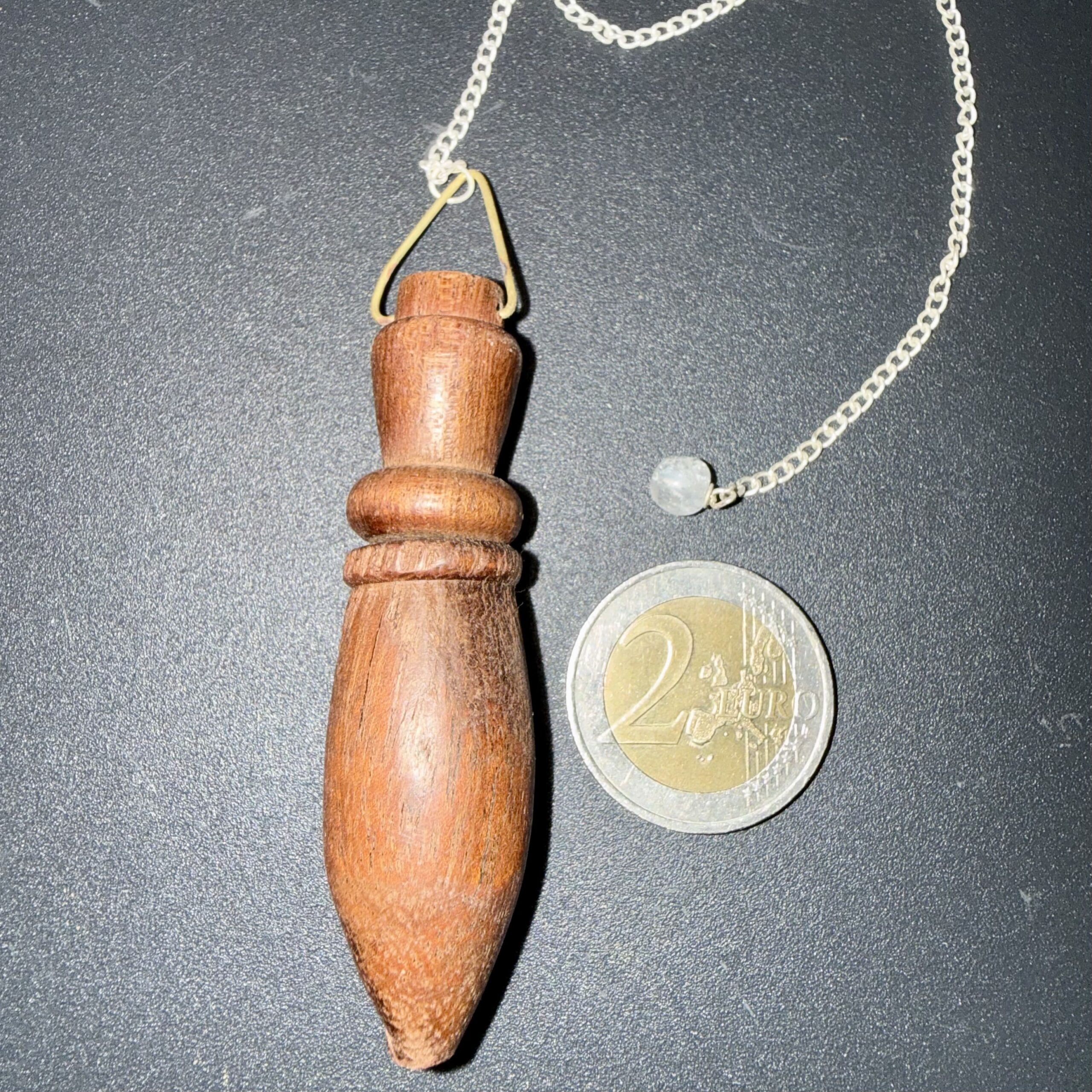 Pendule de thot en bois naturel – Image 2