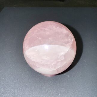Sphère en quartz rose naturelle – 60 mm – 240 g