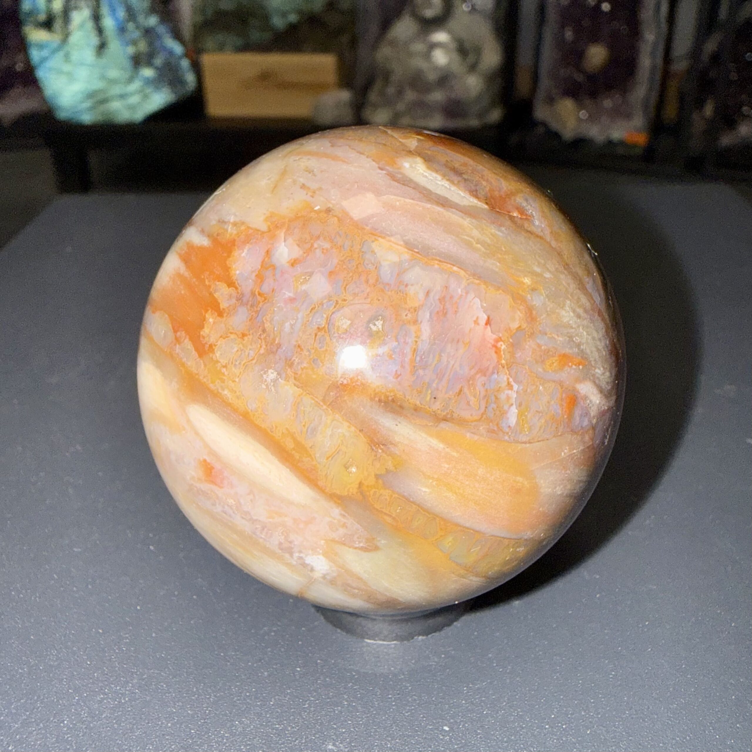 Sphère en bois fossilisé/pétrifié naturelle – 60 mm – 250 g