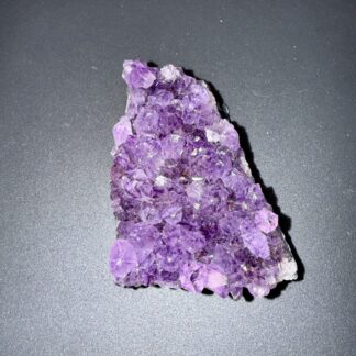 Petite druse d’améthyste naturelle – 8 cm – 310 g