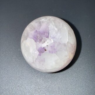 Sphère en améthyste & quartz blanc naturelle – 60 mm – 280 g
