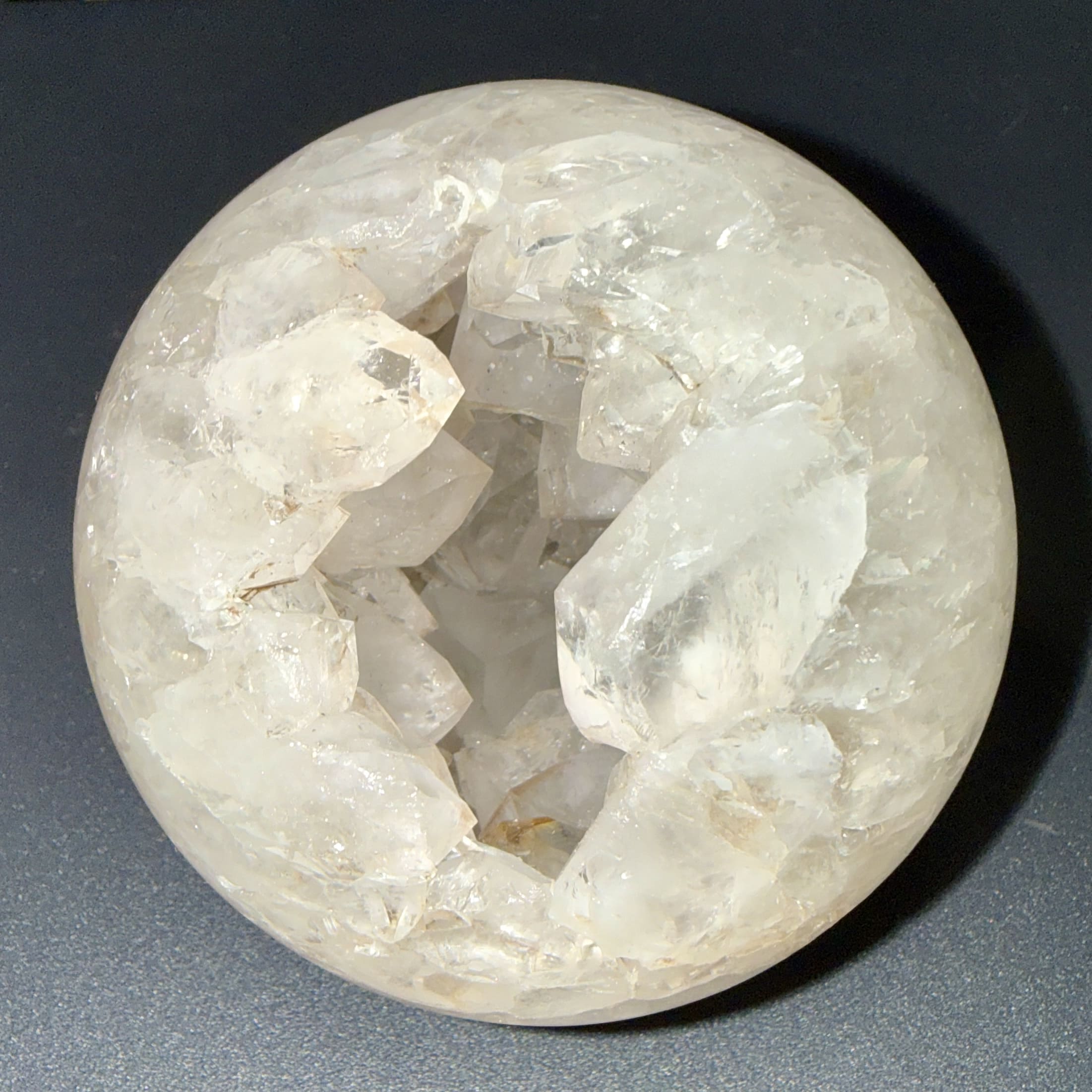Sphère en quartz & agate naturelle – 80 mm – 570 g