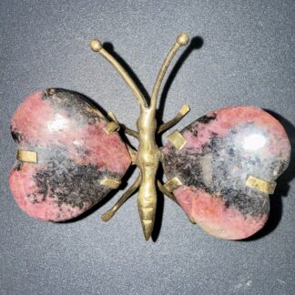 Papillon en rhodonite polie – 50/80 g – 6/10 cm