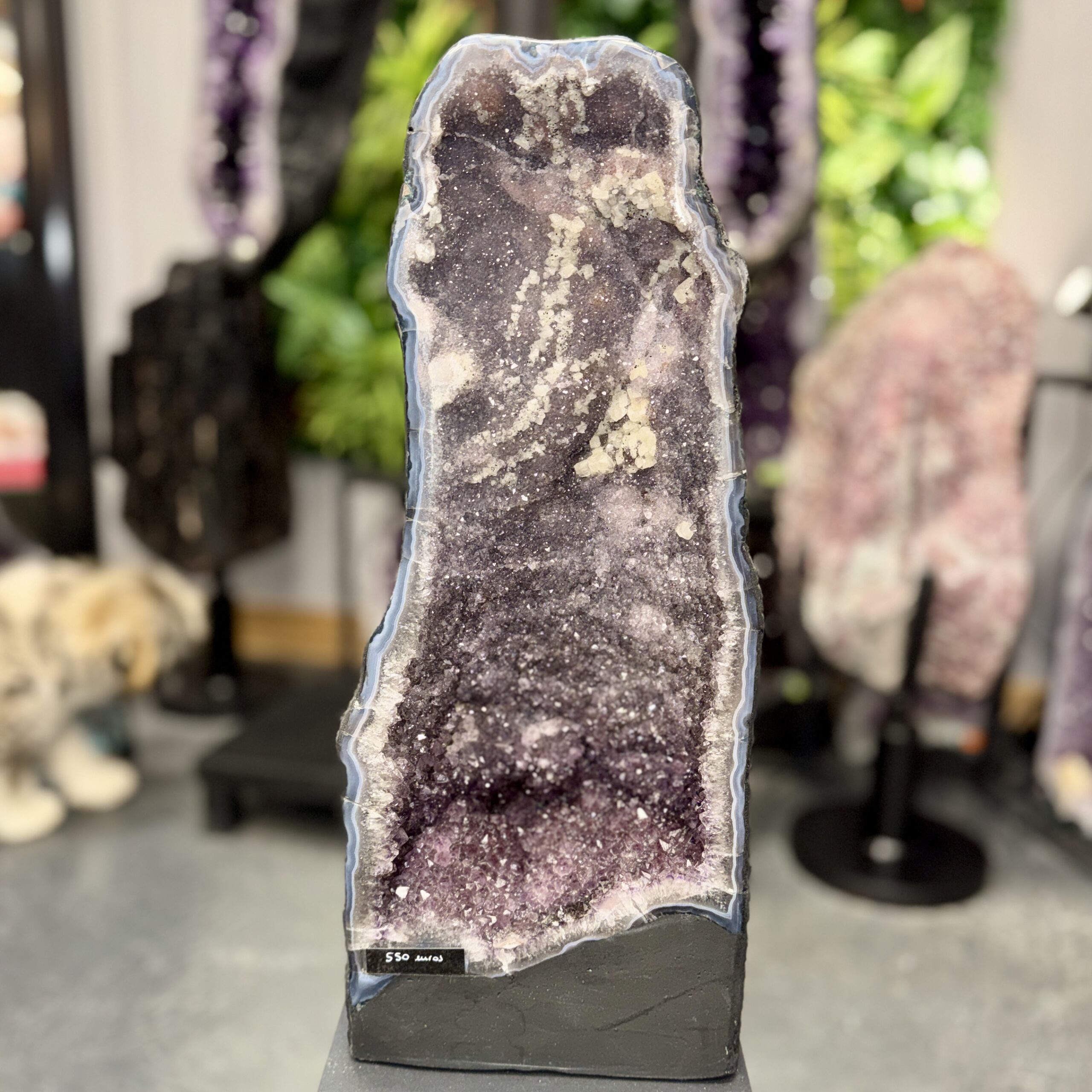 Géode d’améthyste naturelle – 50 x 20 x 15 cm - 13.5 kg