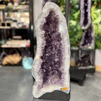 Géode d’améthyste naturelle – 57 x 24 x 15 cm - 24 kg